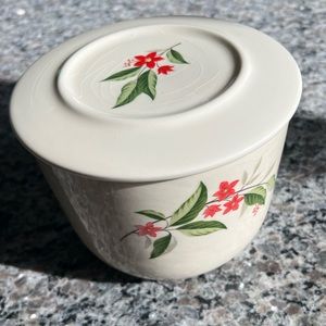 Universal Cambridge antique cookware with lid